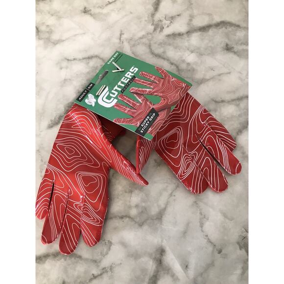 Cutters Football Super Sticky Grip Game Day Gloves Adult S/M Red New w/ Tags - Picture 2 of 5